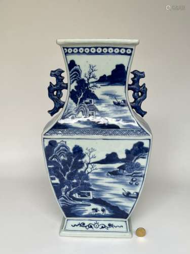 A rare type of blue&white vase, Qing Dynasty Pr.