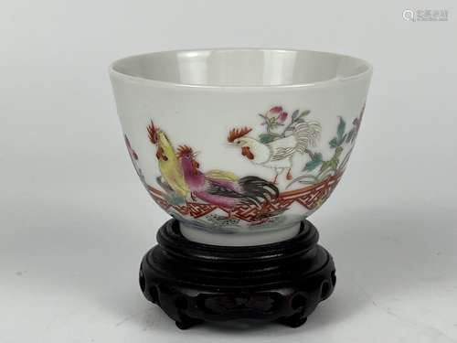 A famille rose roost decorated cup,marked, Qing Dynasty Pr.