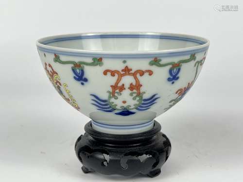 A famille rose and blue&white cup, marked, Qing Dynasty Pr.