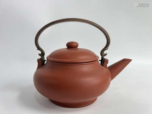 A large teapot, Qing Dynasty Pr.