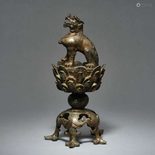 Chinese Bronze censer of yuan Dynasty