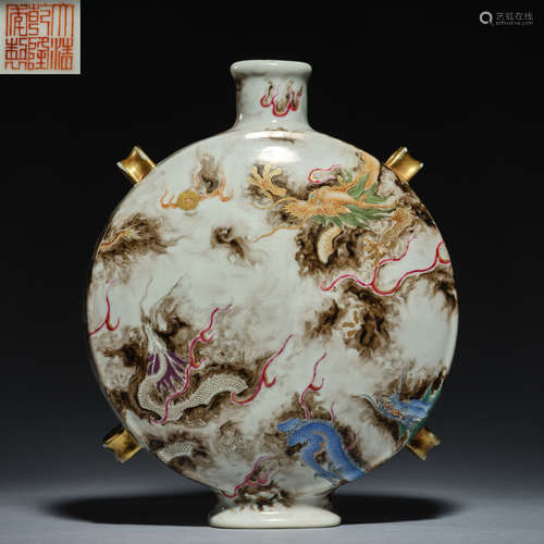 Chinese qing Dynasty porcelain pot