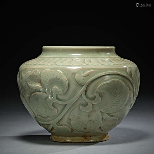 Blue porcelain jars from the Song Dynasty of China