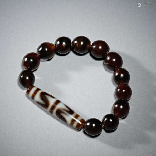 Chinese agate beads from the Qing Dynasty