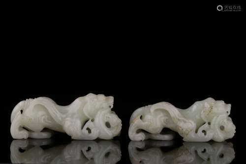Qing Dynasty, hetian white jade Tianlu ornaments a pair