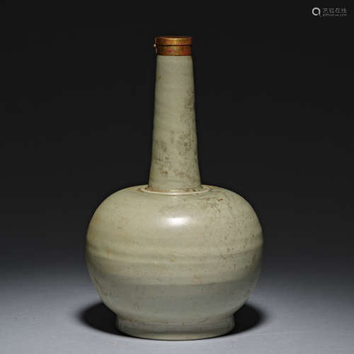 Chinese song Dynasty celadon gold vase