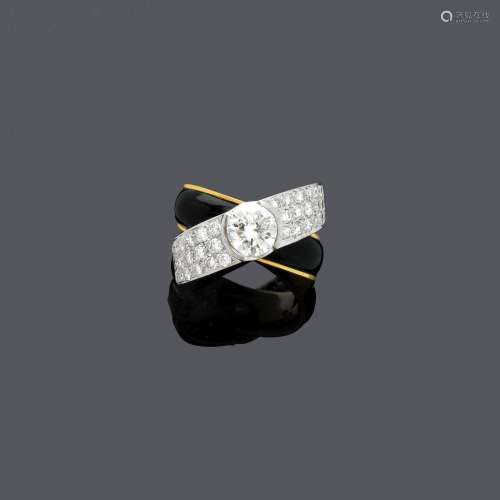 BAGUE ONYX-DIAMANT, SCAVIA.Or jaune et blanc 750, 15g.Bague ...