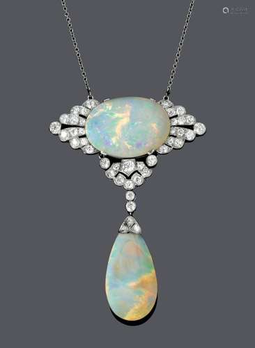 COLLIER/BROCHE OPAL DIAMANT, vers 1915.Platine, 22g.Collier/...