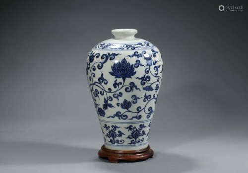 Blue and White Lotus Meiping Vase