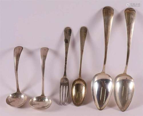 A lot of various 2nd grade silver spoons, including Haags Lo...