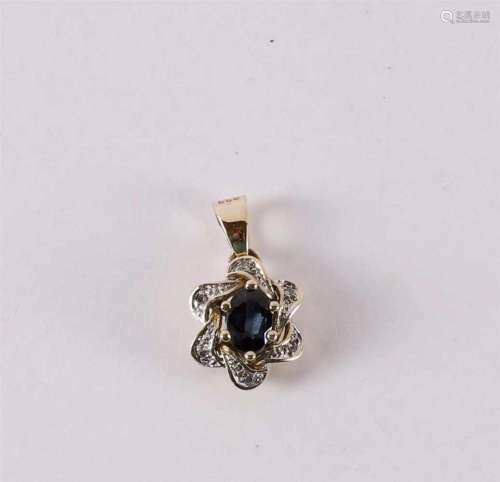 An 8 crt BWG pendant with an oval faceted blue sapphire.