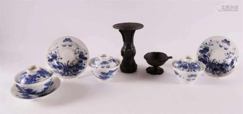 Three blue/white porcelain bowls, Japan, Meiji, around 1900.