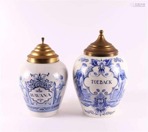 An earthenware tobacco jar 'Toeback' with brass lid,...