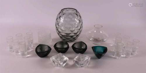 A lot of various Scandinavian glass, including Littala, Finl...