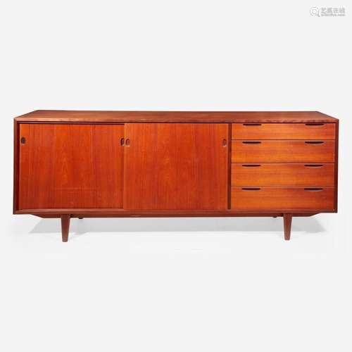 Ib Kofod-Larsen Sideboard