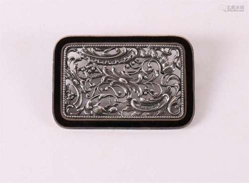 A rectangular 1st grade 925/1000 silver brooch with floral l...
