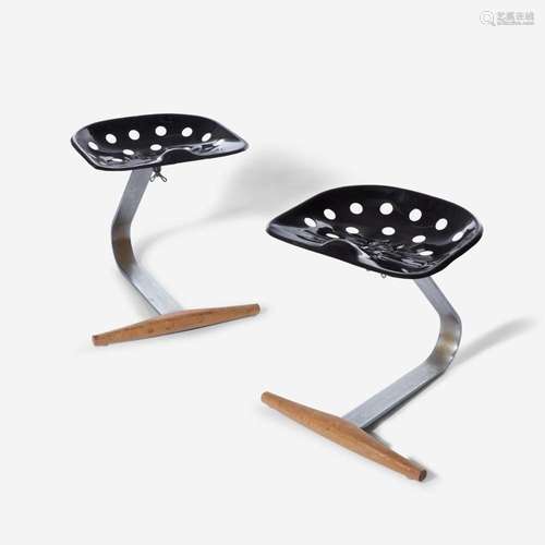 Achille and Pier Giacomo Castiglioni A Pair of "Mezzadr...