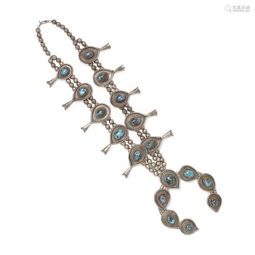 A Navajo squash blossom necklace