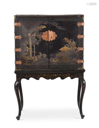 A JAPANESE BLACK LACQUER AND GILT DECORATED CABINET, 18TH OR...