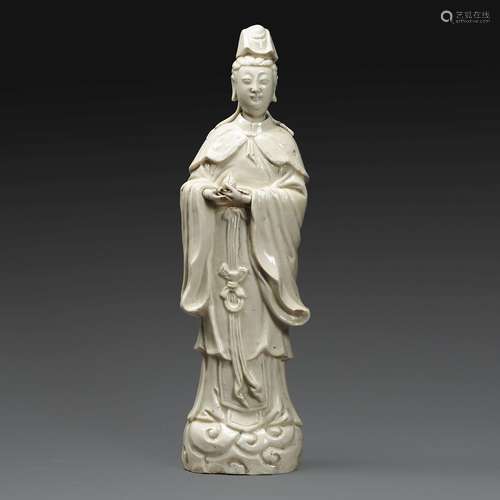 STATUETTE DE GUANYIN en porcelaine émaillée blanc