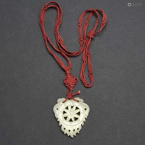 PENDENTIFen jade céladon