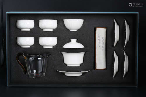定瓷研究所 “荷声”茶具盒