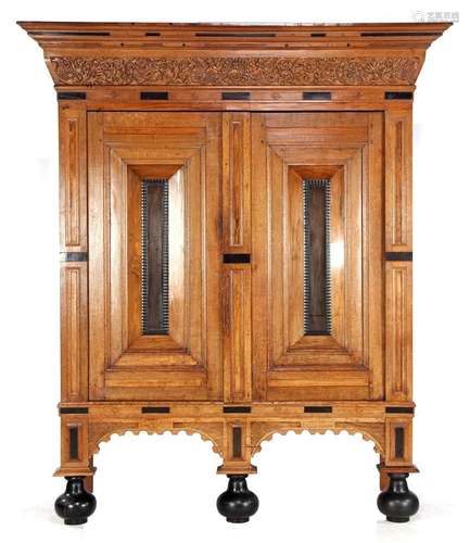 Oak Renaissance cabinet