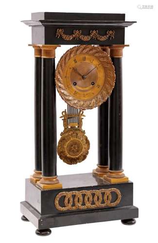 Column mantel clock