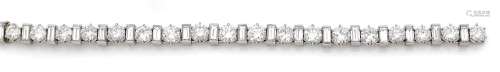 BRACELET « RIVIÈRE DE DIAMANTS »Diamants tailles brillant et...