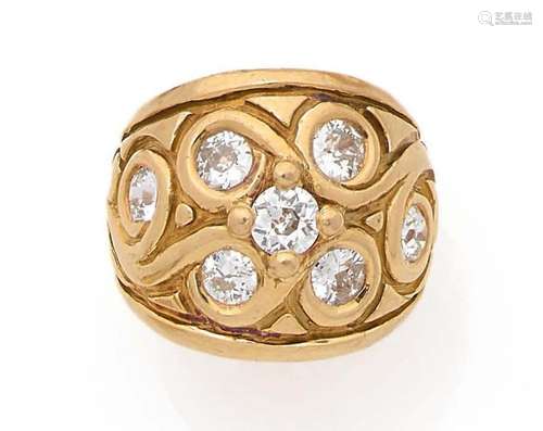 BAGUE « VOLUTES »Diamants taille ancienneOr 18k (750)Td. : 5...