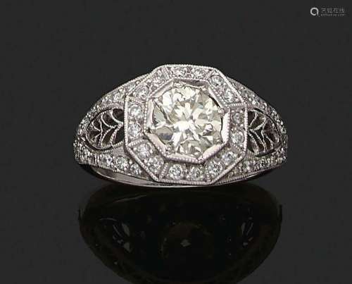 BAGUE « DIAMANTS »Diamants taille brillantPlatine (850)Poids...