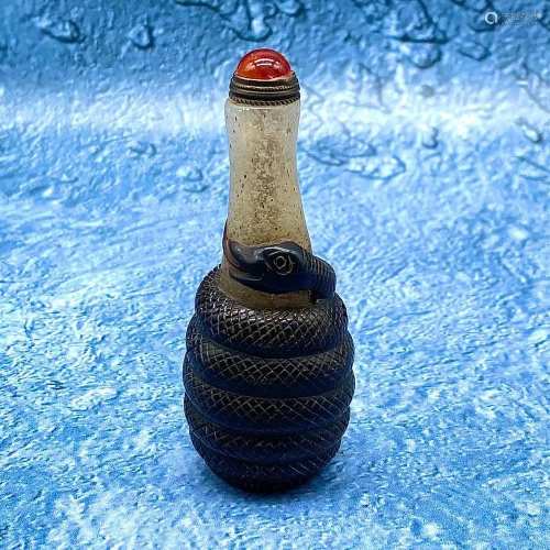 Chinese Snake Carved Peking Overlay Glass Snuff Bottle