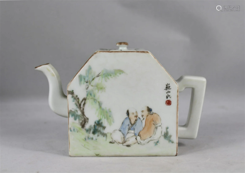 A Chinese Famille-Rose Porcelain Tea Pot with Lid