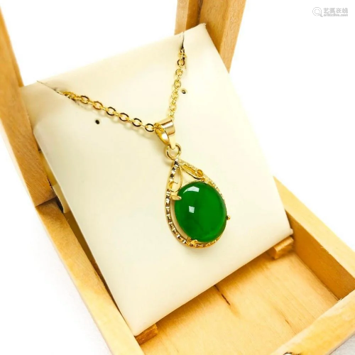 Ladies 1.49ct Oval Cut Canadian Jade in 18K Gold Plated Moun...