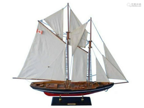 Wooden Bluenose 2 Model Sailboat Decoration 35"
