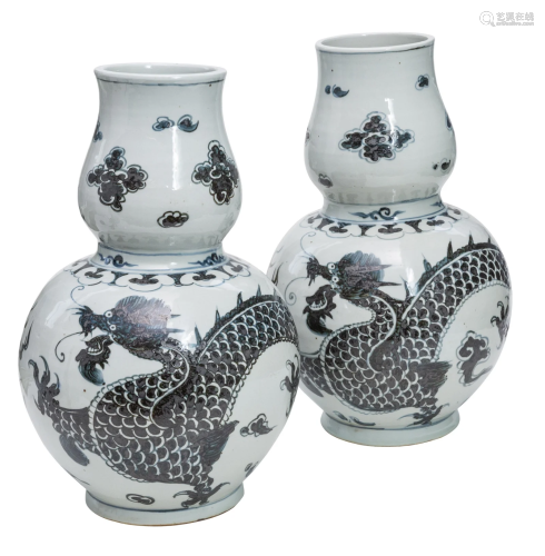 Outstanding Large Chinese Double Gourd Vases