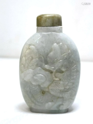 Ming Dynasty Jadeite Carved Dragon Snuff Bottle