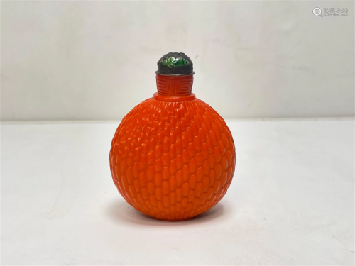 Orange and Red Basket Weave Snuff Bottle