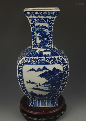 BLUE AND WHITE LANDSCAPE CHARACTER PATTERN SQUIRE VASE
