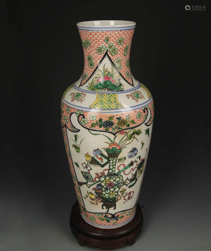 FAMILLE VERTE STORY PAINTED GUAN YIN STYLE VASE