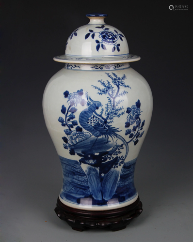 BLUE AND WHITE STORY PAINTED GENERAL JAR STYLE