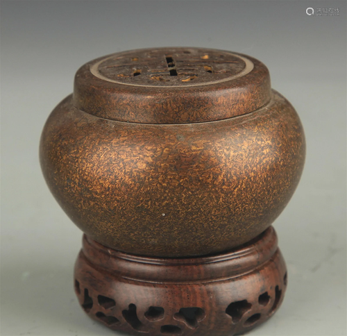 A FINELY CARVED ROUND BRONZE INCENSE BURNER BURNER