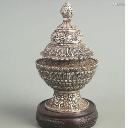 A THREE LAYER LOTUS FLOWER PATTERN WHITE BRONZE BOTTLE