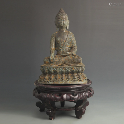 A FINE BRONZE GAUTAMA BUDDHA STATUE