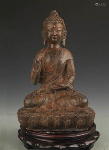 A BRONZE BUDDHA STATUE