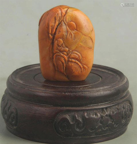 A FINE TIAN HUANG STONE SEAL