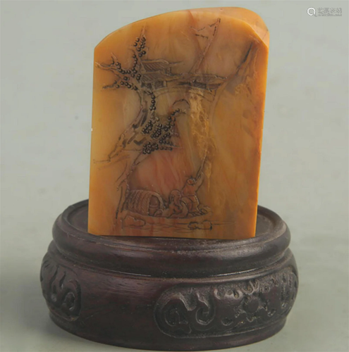 A FINE TIAN HUANG STONE SEAL