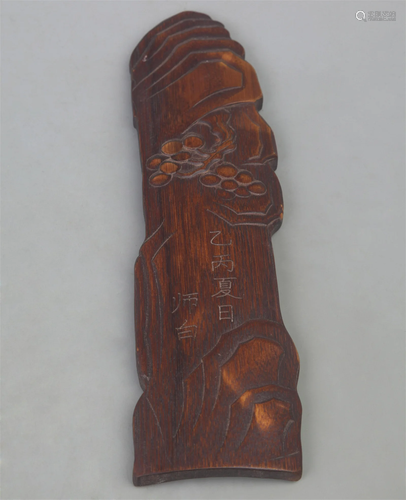 A FINE REDWOOD CARVING DISPLAY