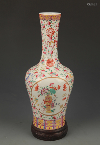 RARE FAMILLE ROSE FLOWER PATTERN BELL SHAPED BOTTLE