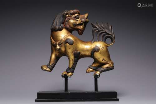 A bronze snow lion decoration in qing Dynasty